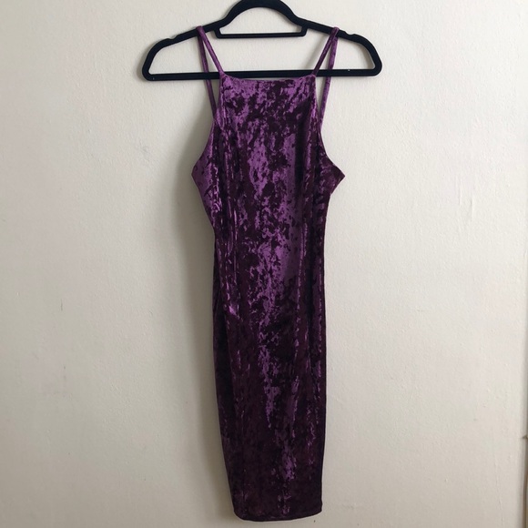 ❌ SOLD ❌ Forever 21 • Purple Crushed Velvet Bodycon Midi Dress - Picture 2 of 4
